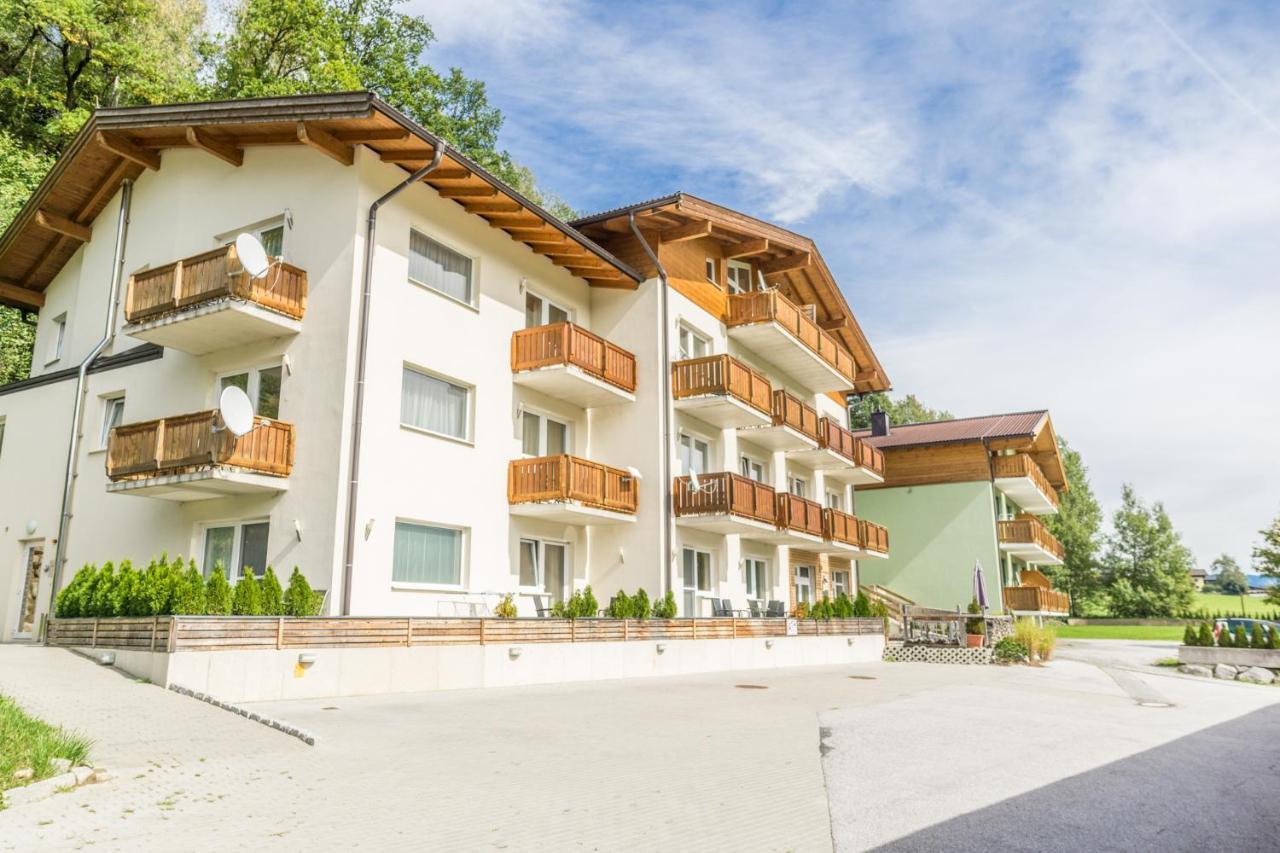 פיסנדורף Praga Apartments & Restaurant Zell Am See-Kaprun מראה חיצוני תמונה